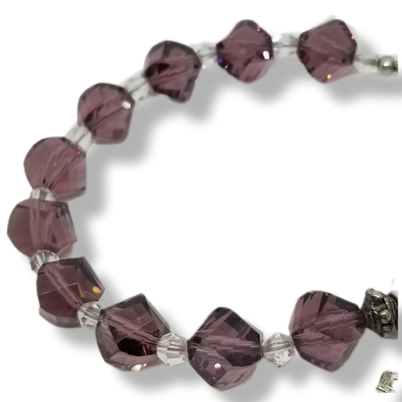 VINTAGE PURPLE AUSTRIAN CRYSTAL BEAD & SILVERTONE CROSS CHARM ROSARY BRACELET - Picture 7 of 8